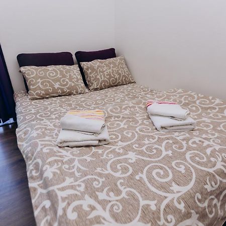 Нові Apartments Біля Жд Вокзалу Ivano-Frankivsk Ngoại thất bức ảnh
