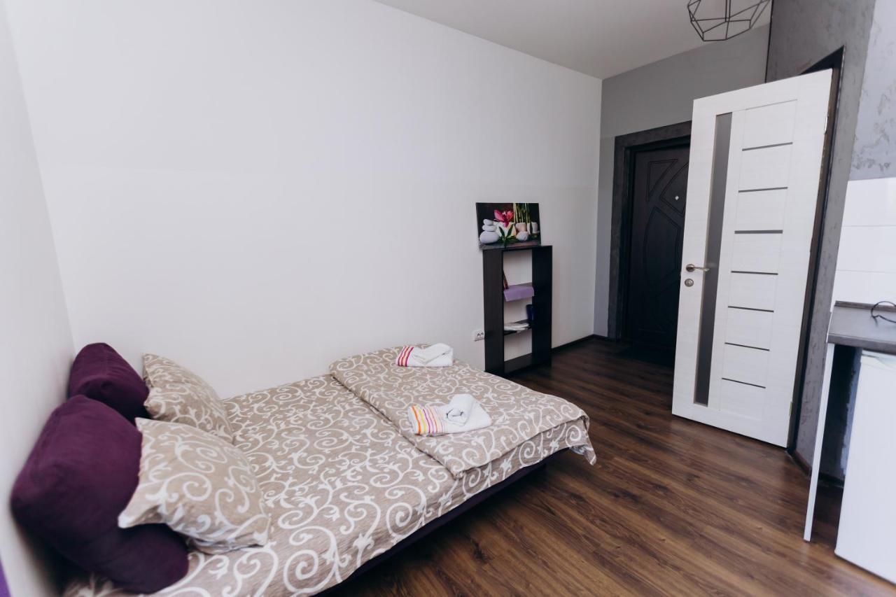 Нові Apartments Біля Жд Вокзалу Ivano-Frankivsk Ngoại thất bức ảnh