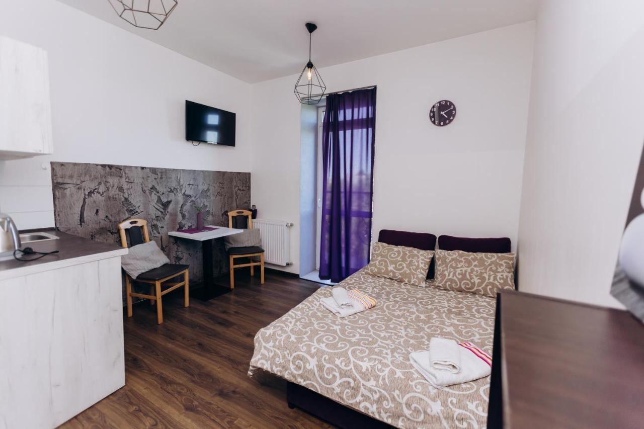 Нові Apartments Біля Жд Вокзалу Ivano-Frankivsk Ngoại thất bức ảnh