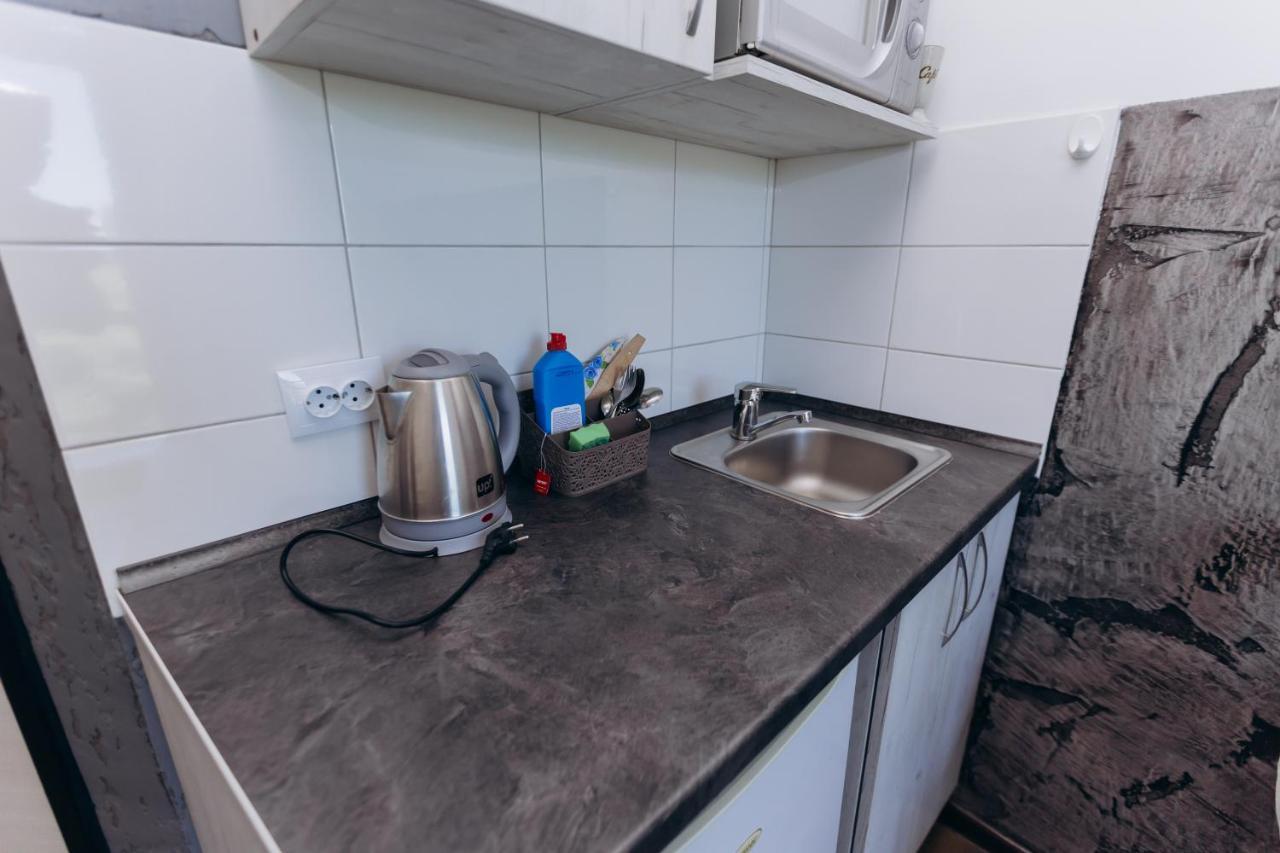Нові Apartments Біля Жд Вокзалу Ivano-Frankivsk Ngoại thất bức ảnh